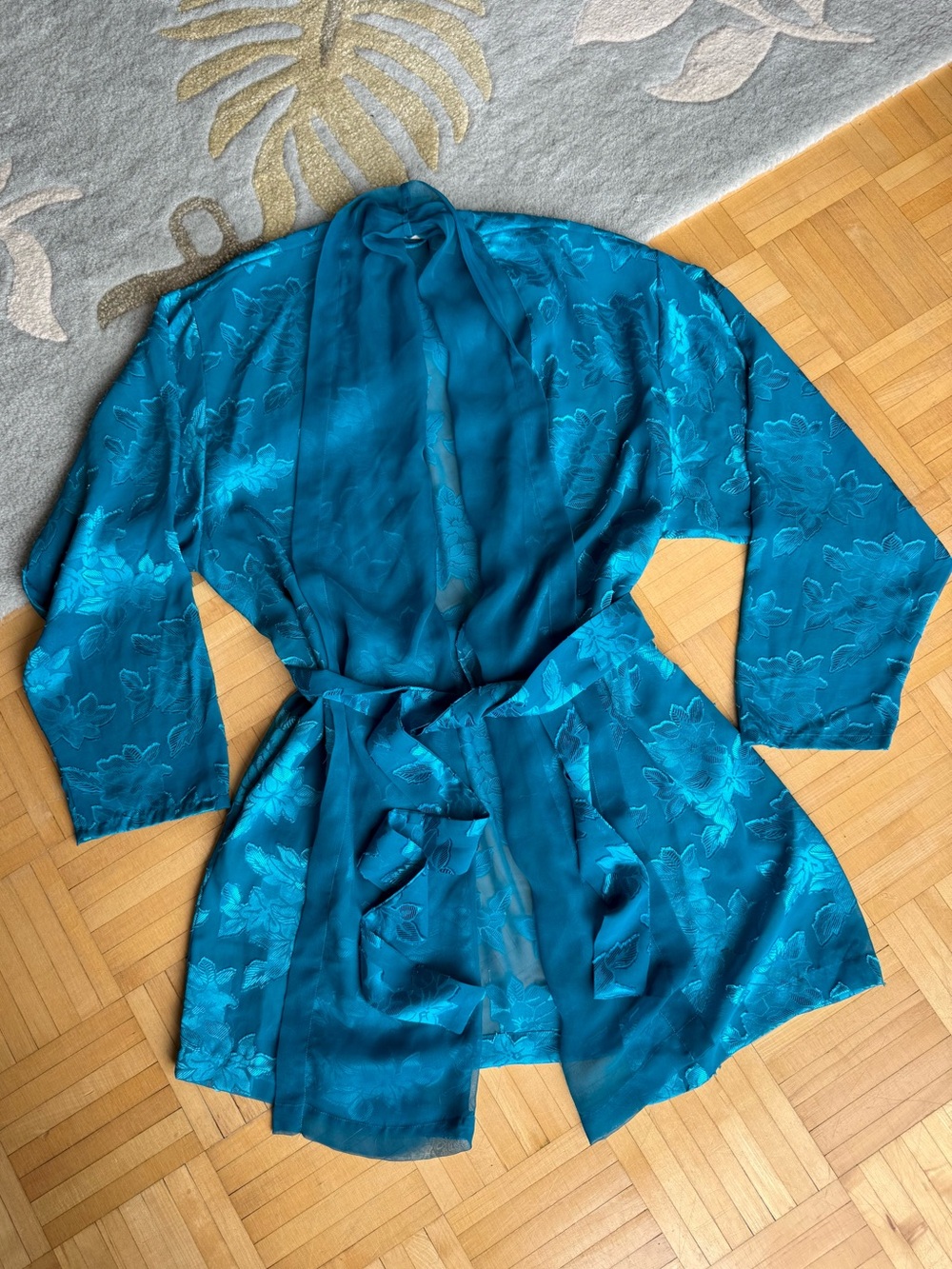 Vintage Victoria’s Secret Gold Label Teal Sheer Floral Jacquard Robe L